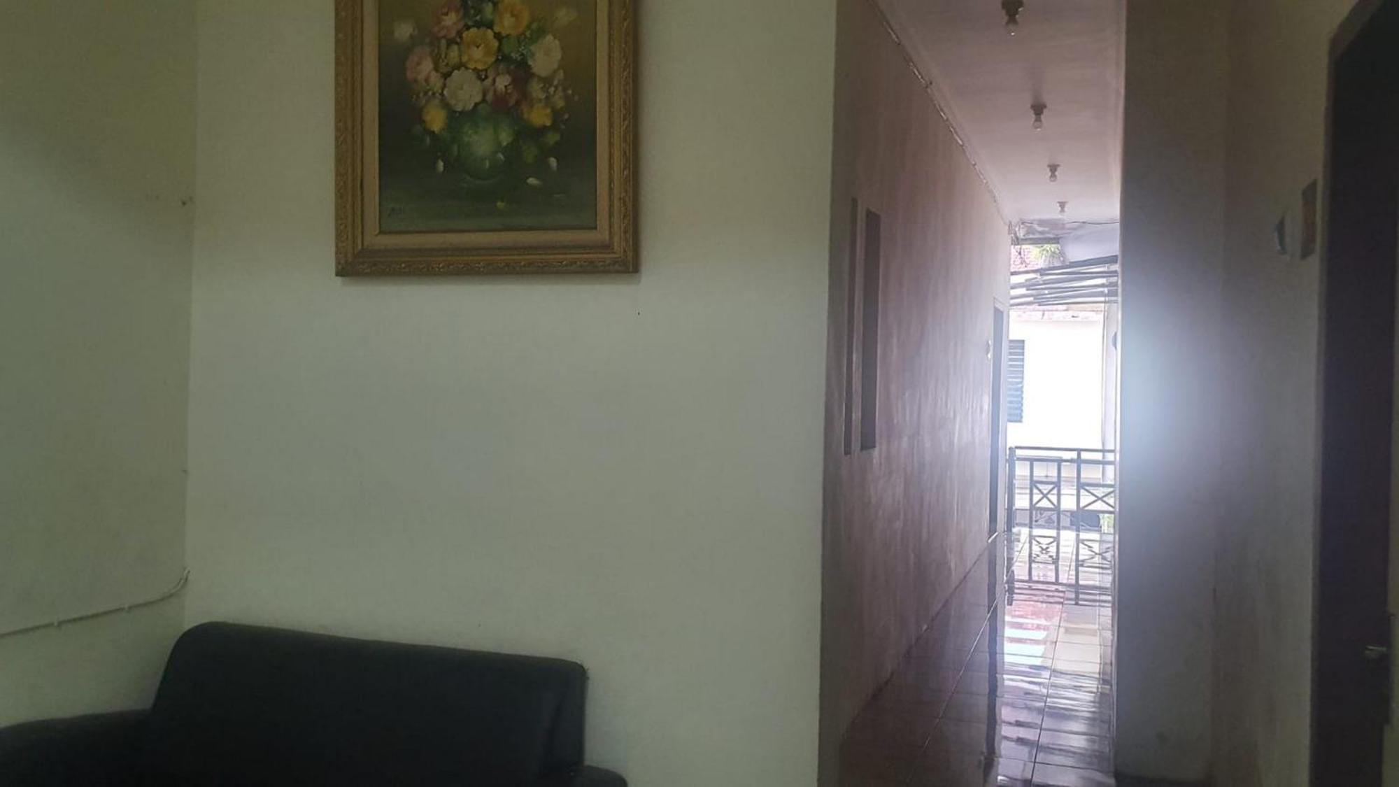 Reddoorz Syariah At Demasto Homestay Jembel エクステリア 写真