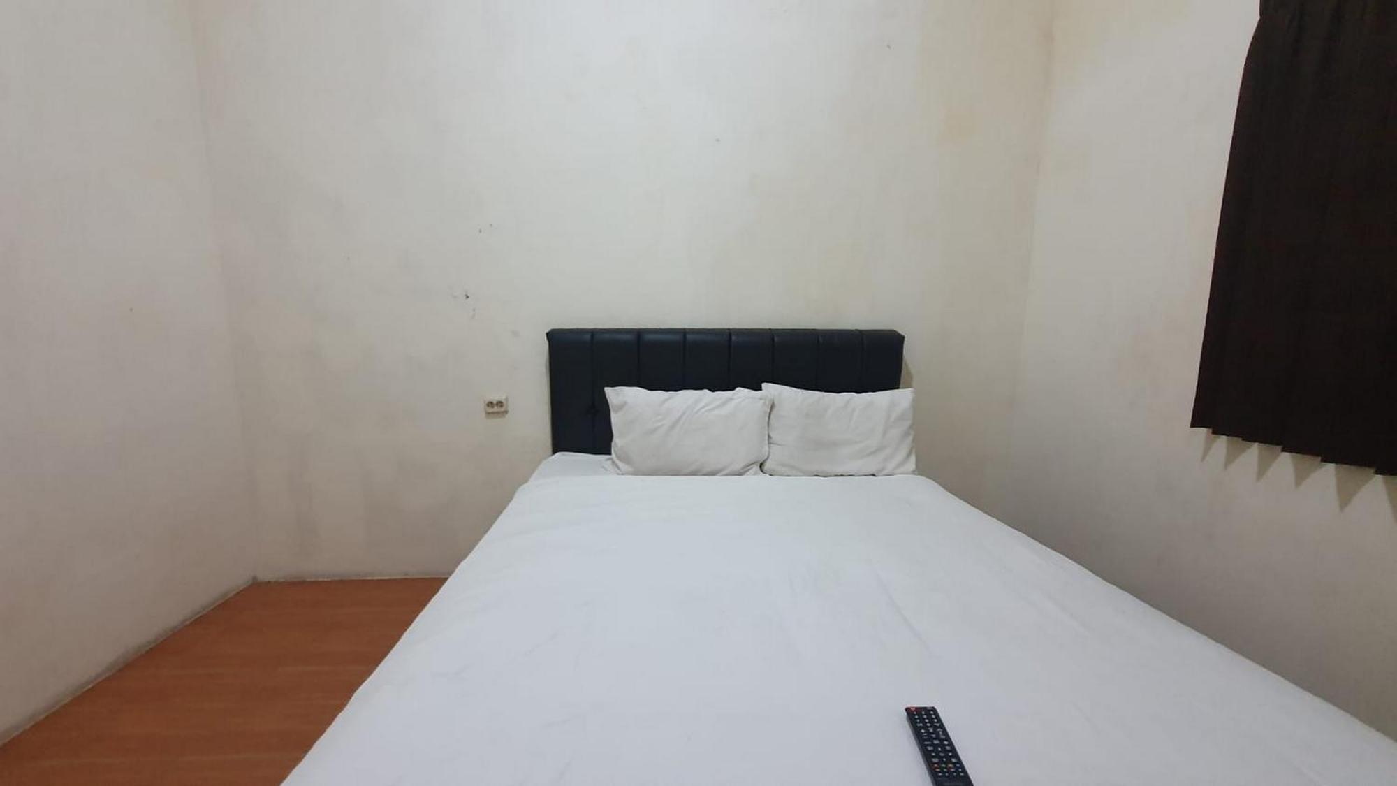 Reddoorz Syariah At Demasto Homestay Jembel エクステリア 写真
